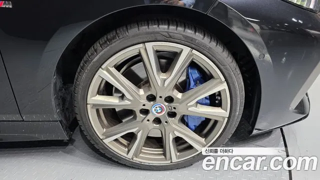 BMW 1 Series F40 — Фото автомобиля 6