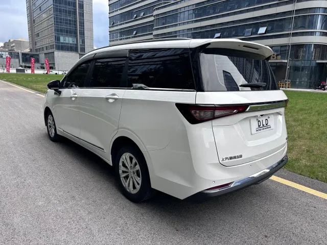 Wuling Jiachen — Фото автомобиля 7