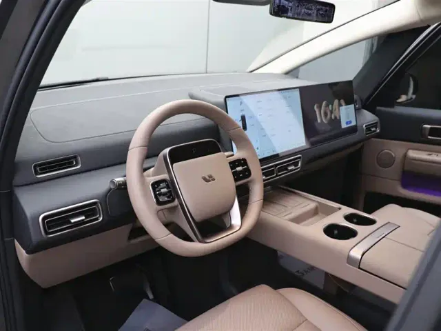 Li Auto Li Auto MEGA 2025 Model Home Family Special Edition — Фото автомобиля 14