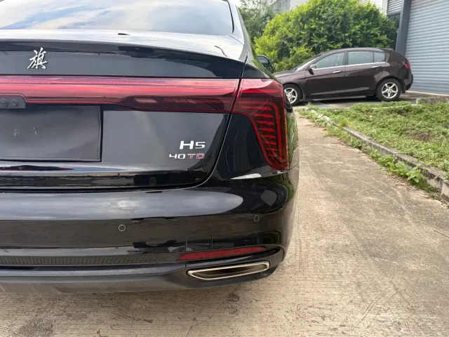 Hongqi H5 — Фото автомобиля 16