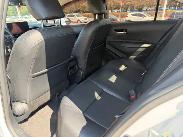 Toyota Corolla — Фото автомобиля 7