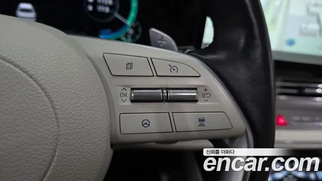 Hyundai Grandeur Grandeur (New) Hybrid — Фото автомобиля 30