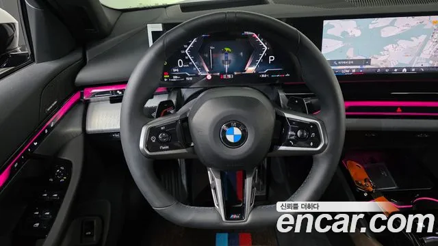 BMW 5 Series G60 — Фото автомобиля 14