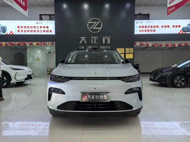 Leapmotor C11 — Фото автомобиля 3