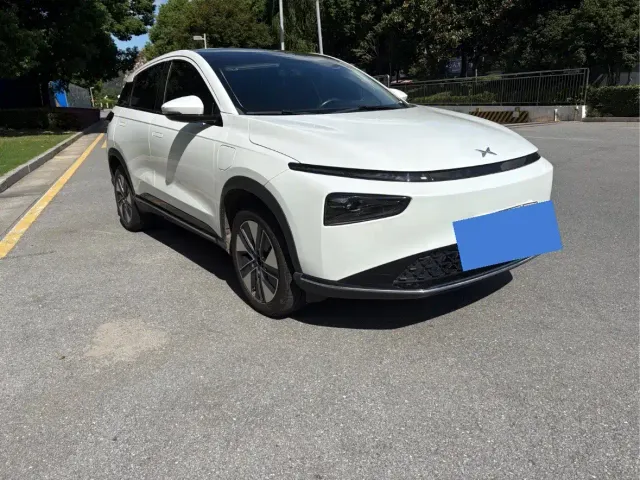 Xpeng G3 — Фото автомобиля 3