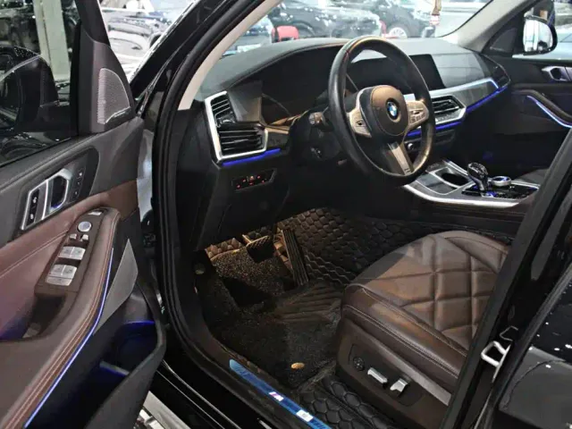 BMW X5 — Фото автомобиля 4