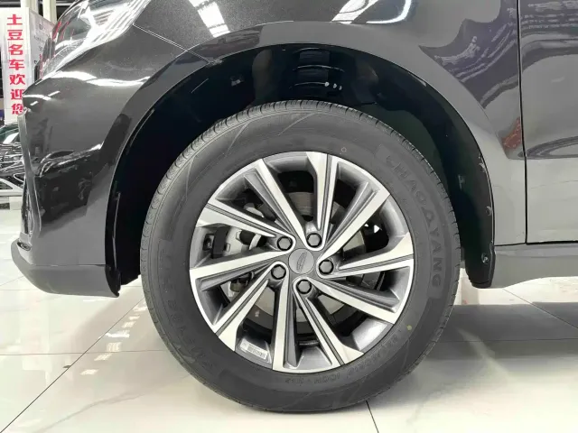 Geely Vision X6 — Фото автомобиля 14