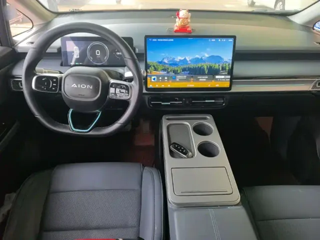 GAC Aion Y — Фото автомобиля 9
