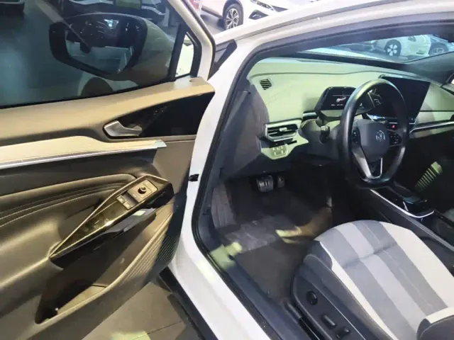 Volkswagen ID.4 Crozz — Фото автомобиля 15