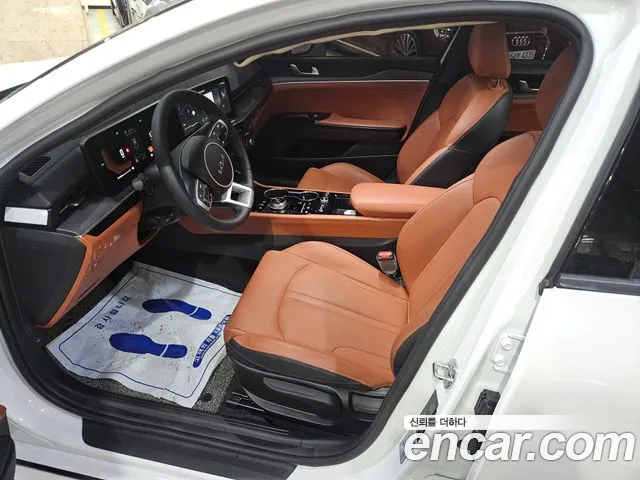 Kia K5 Generation 3 — Фото автомобиля 7