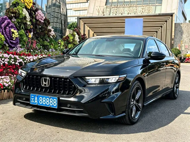 Фотография автомобиля — Honda Inspire