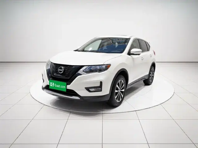 Фотография автомобиля — Nissan X-Trail