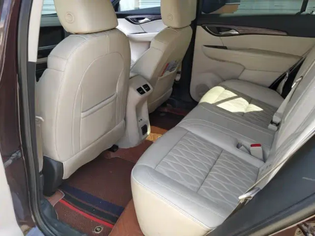 Buick Envision Plus — Фото автомобиля 11