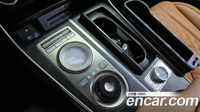 Genesis GV80 2.5T Бензин AWD — Фото автомобиля 3