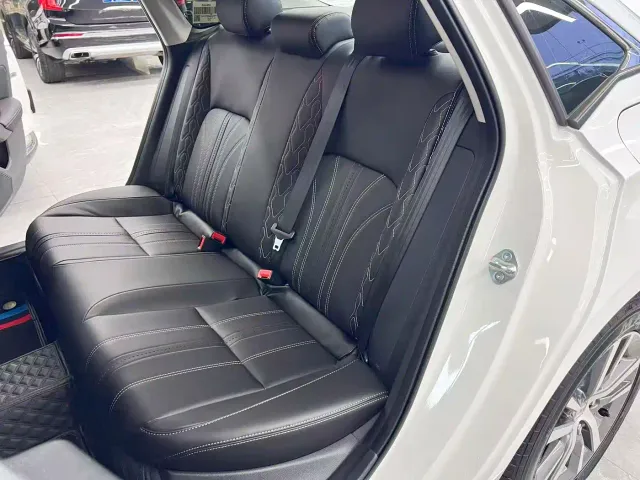 Honda Civic — Фото автомобиля 16
