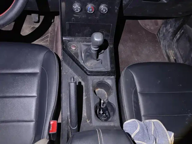 Wuling Hongguang Plus — Фото автомобиля 16