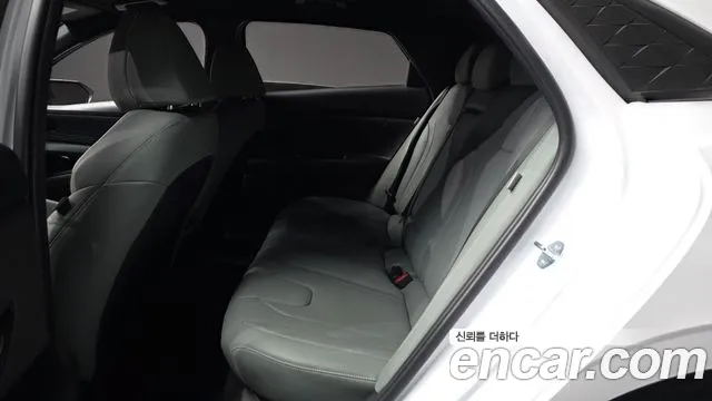 Hyundai Avante — Фото автомобиля 16