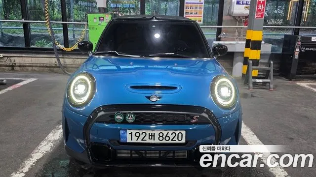 Фотография автомобиля — MINI Cooper Convertible