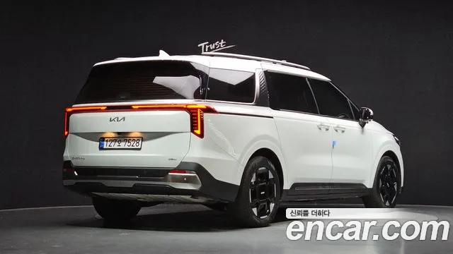 Kia Carnival 4th Gen — Фото автомобиля 2
