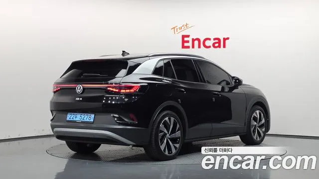 Volkswagen ID.4 — Фото автомобиля 2