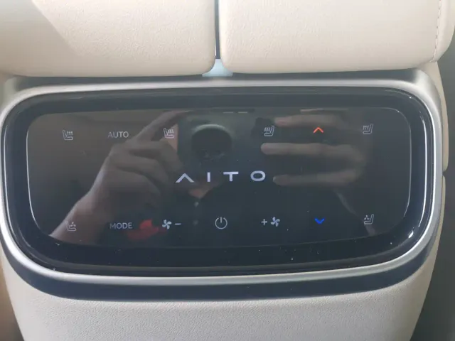Aito M7 — Фото автомобиля 15