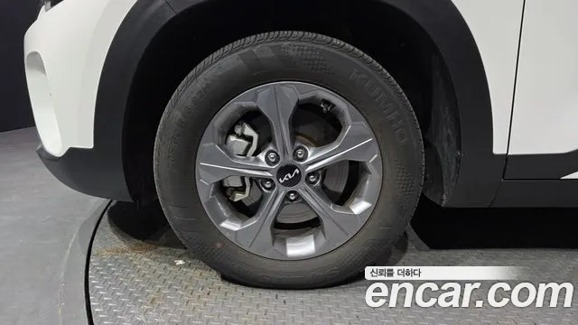 Kia Seltos New — Фото автомобиля 5