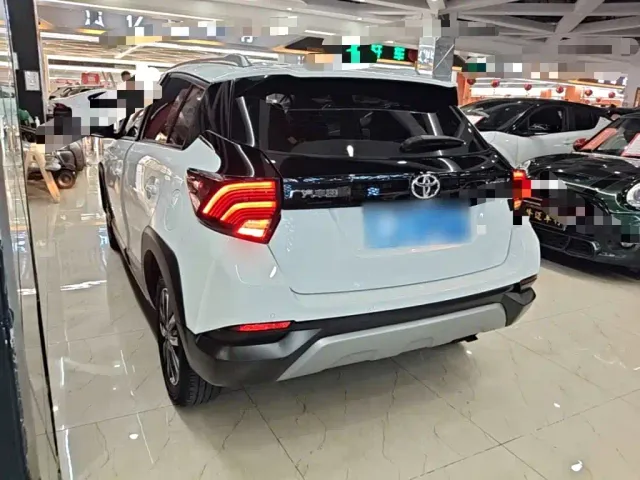 Toyota YARiS L Zhi Xuan — Фото автомобиля 4