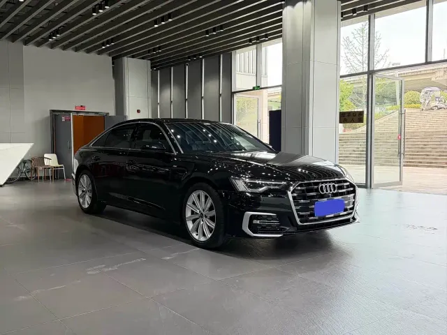 Audi A6L — Фото автомобиля 3