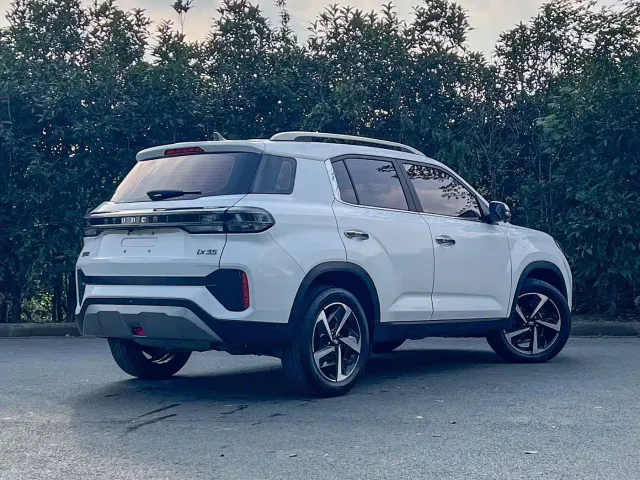 Hyundai ix35 — Фото автомобиля 4
