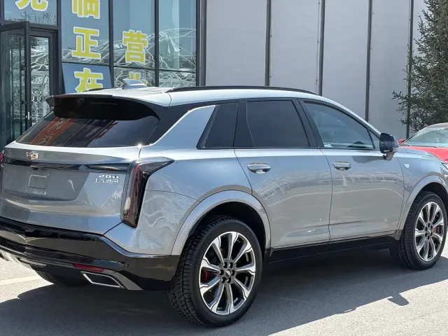 Cadillac XT5 — Фото автомобиля 7