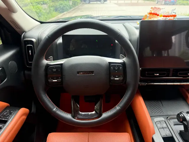 Haval H9 — Фото автомобиля 4