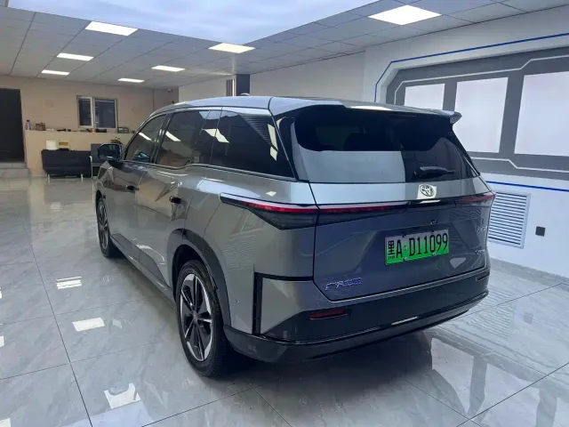 Toyota BoZhi 3X — Фото автомобиля 4