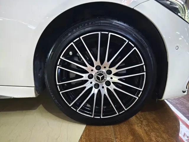 Mercedes-Benz C-Class — Фото автомобиля 18