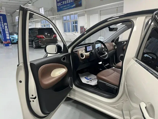 Wuling Bingo — Фото автомобиля 8