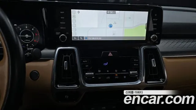 Kia Sorento Sorento 4-е поколение Дизель 2.2 2WD — Фото автомобиля 16