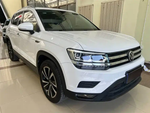 Volkswagen Tharu — Фото автомобиля 3