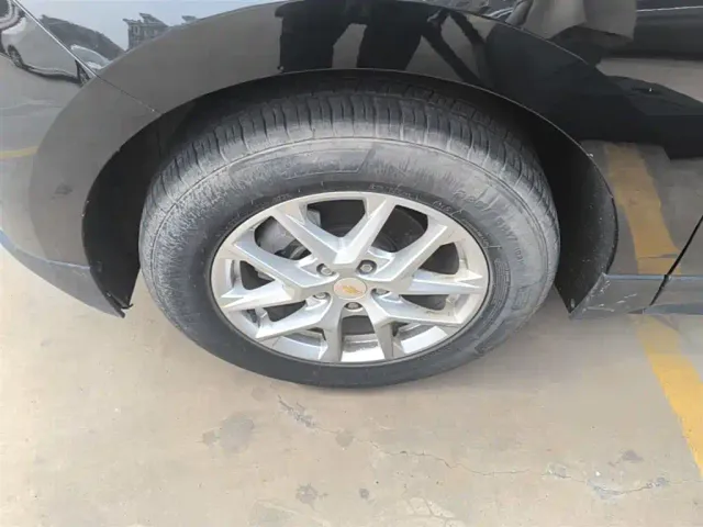 Chevrolet Equinox — Фото автомобиля 22
