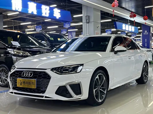 Фотография автомобиля — Audi A4L