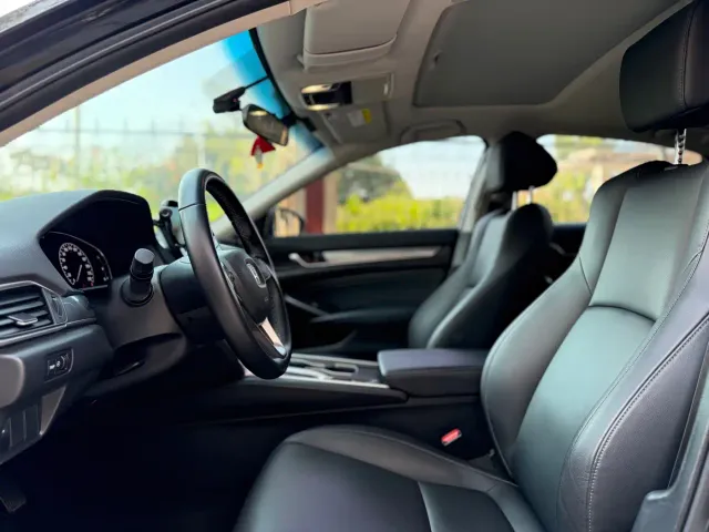 Honda Accord — Фото автомобиля 5