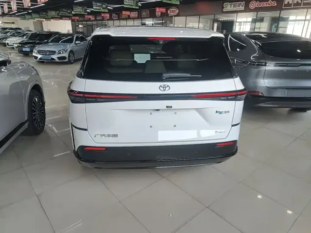 Toyota BoZhi 3X — Фото автомобиля 5