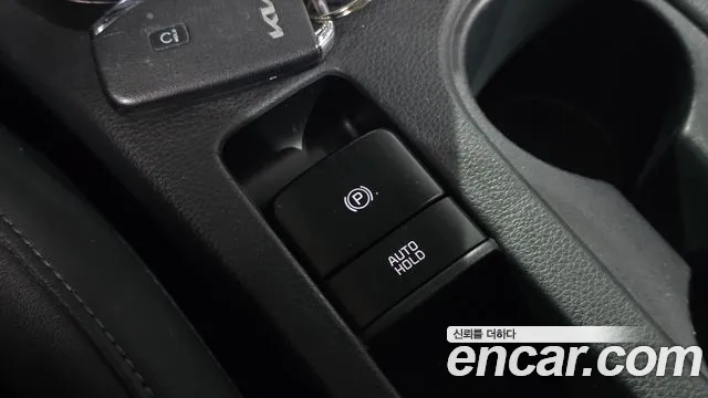 Kia Seltos — Фото автомобиля 29