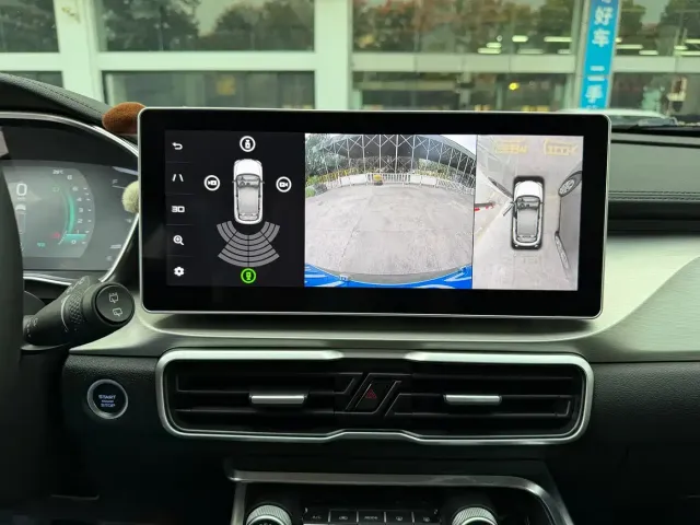 Geely Binyue — Фото автомобиля 17