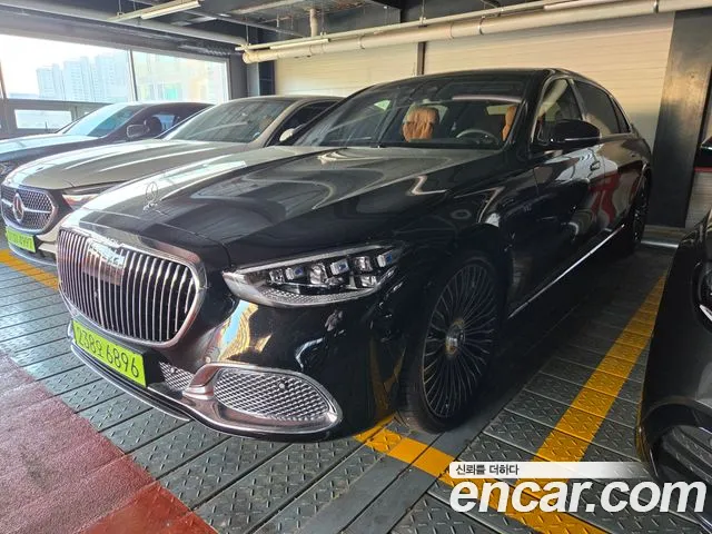 Фотография автомобиля — Mercedes-Benz S-Class