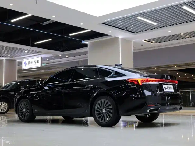 Buick LaCrosse — Фото автомобиля 5