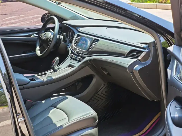 Buick LaCrosse — Фото автомобиля 9
