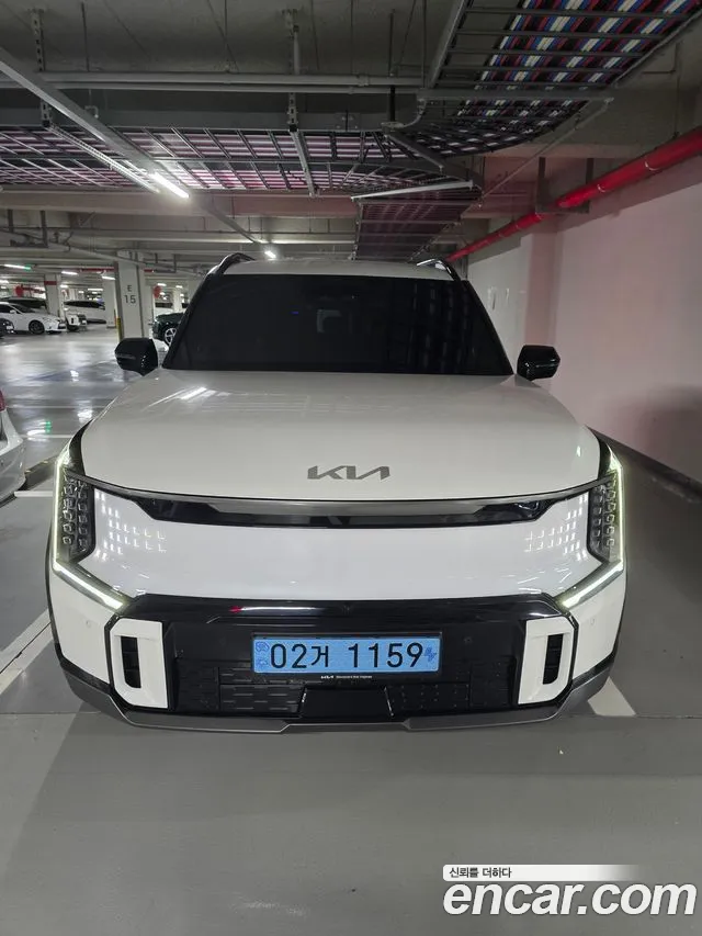 Kia EV9 — Фото автомобиля 3