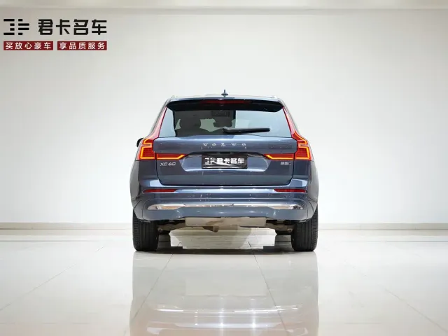 Volvo XC60 — Фото автомобиля 6