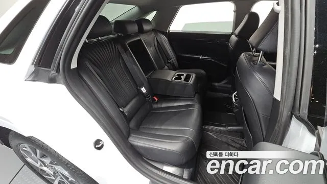 Hyundai Grandeur GN7 — Фото автомобиля 12