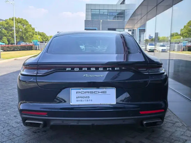 Porsche Panamera — Фото автомобиля 9