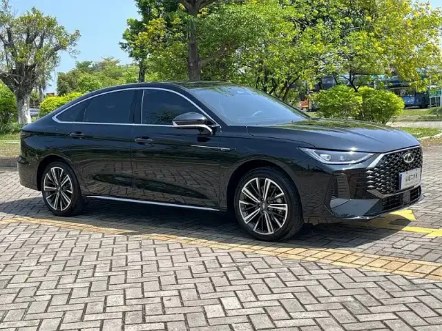 Chery Arrizo 8 PRO 2025 Pro 1.6T Luxury — Фото автомобиля 3
